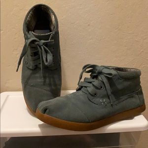 Green Suede Toms Boots